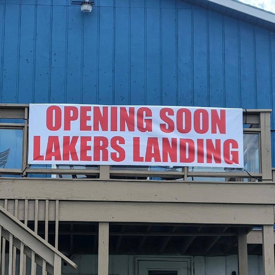 Lakers Landing Waterfront Casual Dining logo