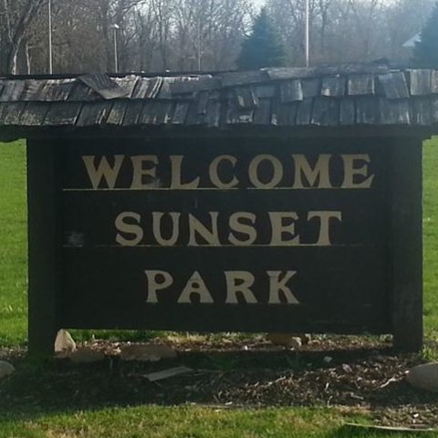 Sunset Park logo